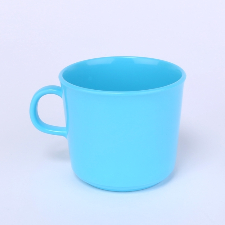 Tasse 0,15 Liter, mit Henkel; Ø 7,5 cm; Höhe 6,7 cm Himmelblau