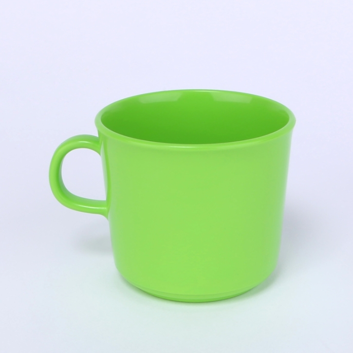 Tasse 0,15 Liter, mit Henkel; Ø 7,5 cm; Höhe 6,7 cm Grasgrün