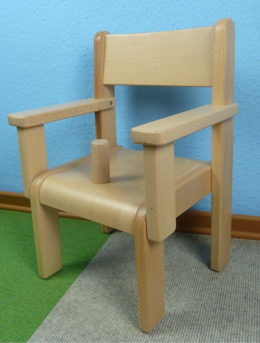 "Knoppel" / Herausrutschstopp für Stapel- und Armlehnenstühle, inkl. Montage