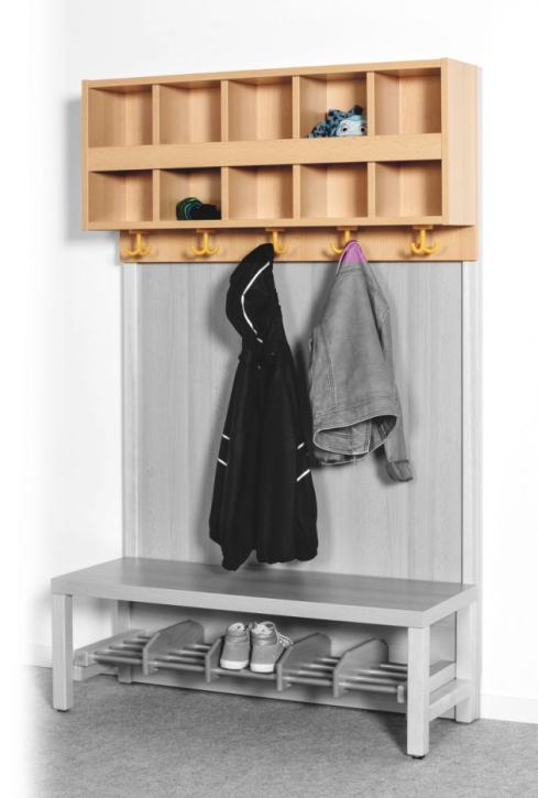 Mützenablage 2-reihig mit mittiger Bilderleiste, Höhe 46 cm, Tiefe 20 cm, Breite nach Wahl