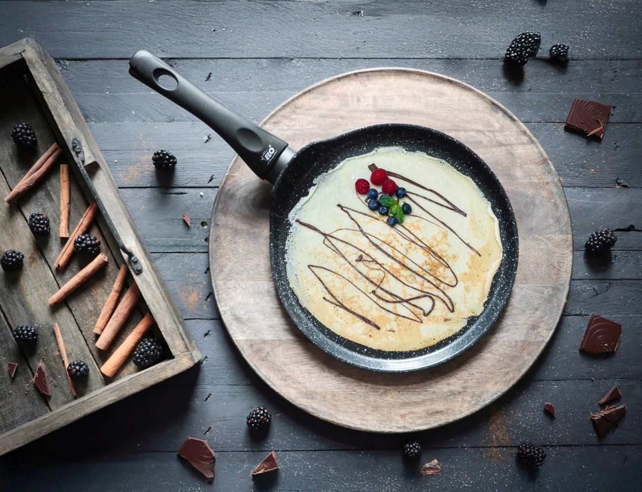 Crêpes-Pfanne Belugo Ambiente mit Crêpes Crêpes-Pfanne Belugo Ambiente mit Crêpes