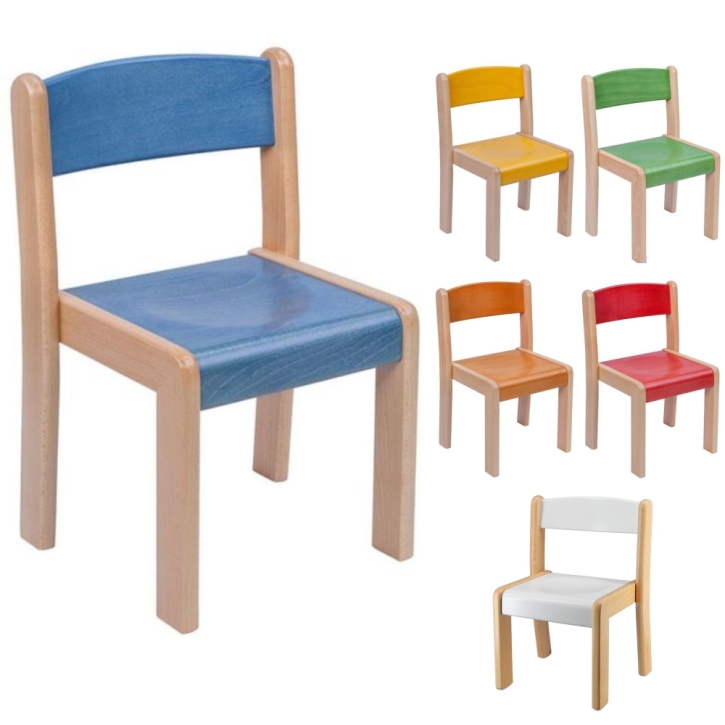 Stapelstuhl Finn mit farbiger Sitzfläche und Rückenlehne