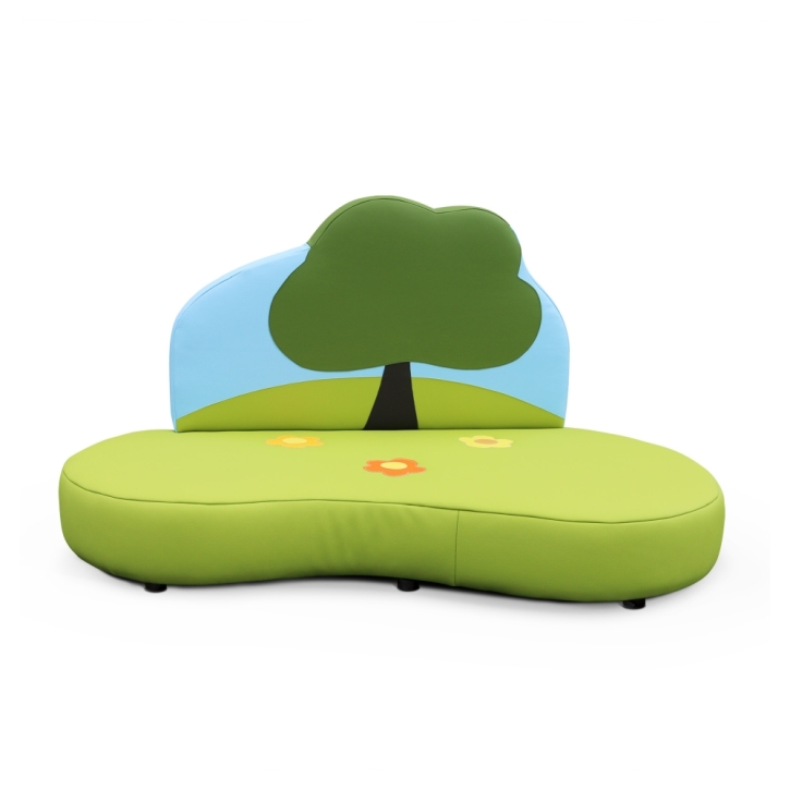 Kindersofa Baum - niedriges Natur-Sofa mit Baum & Wiese für Krippe & Kita Kindersofa Baum - niedriges Natur-Sofa mit Baum & Wiese für Krippe & Kita
