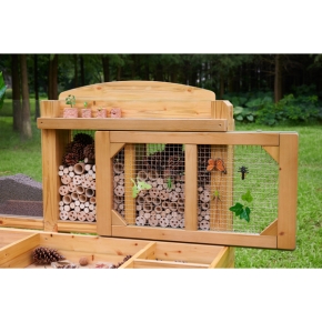 Insekten- und Pflanzenbeobachtungsstand