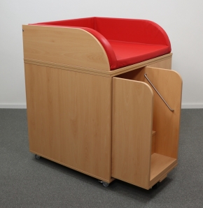 85 cm breites Fahrbares Wickelcenter mit ausziehbarer Treppe rechts oder links, Tiefe 80 cm