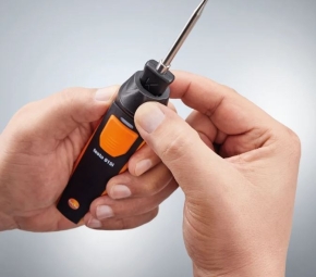 Thermometer - testo 915i mit Luftfühler und Smartphone-Bedienung